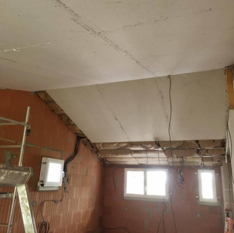 Entreprise de rénovation sur Libourne 33 pour refaire un plafond suite dégât des eaux