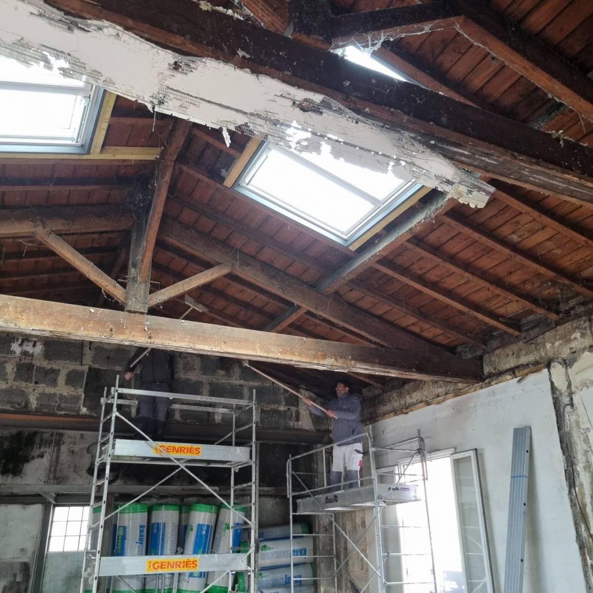 Société de plâtrerie pour rénover une maison ancienne au Barp avec maître d'oeuvre